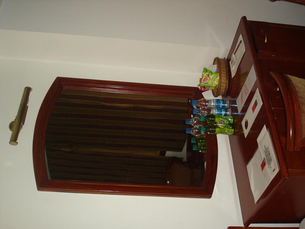 J's Hotel