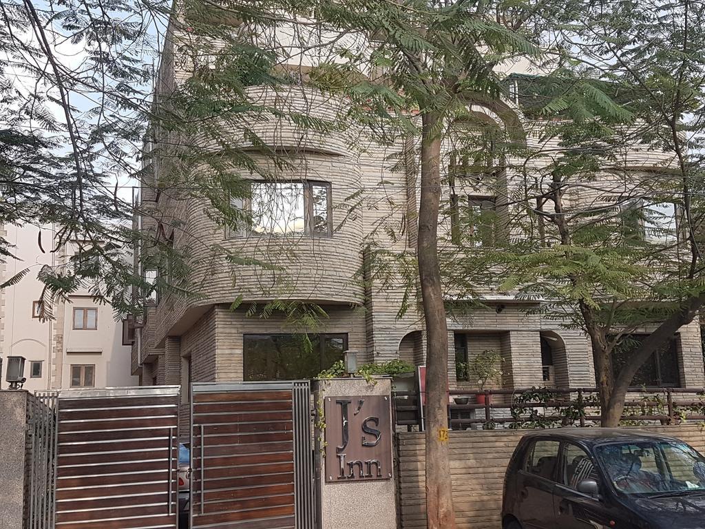 Hotel J's New Delhi